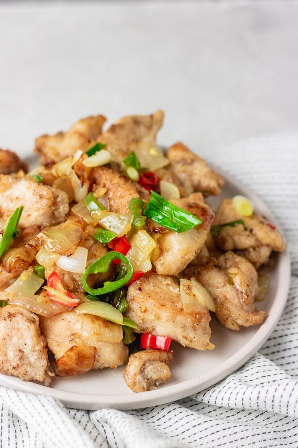 Chinese Salt and Pepper Chicken Recipe - The Dinner Bite