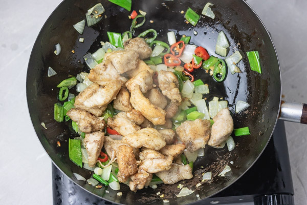 Chinese Salt and Pepper Chicken Recipe - The Dinner Bite