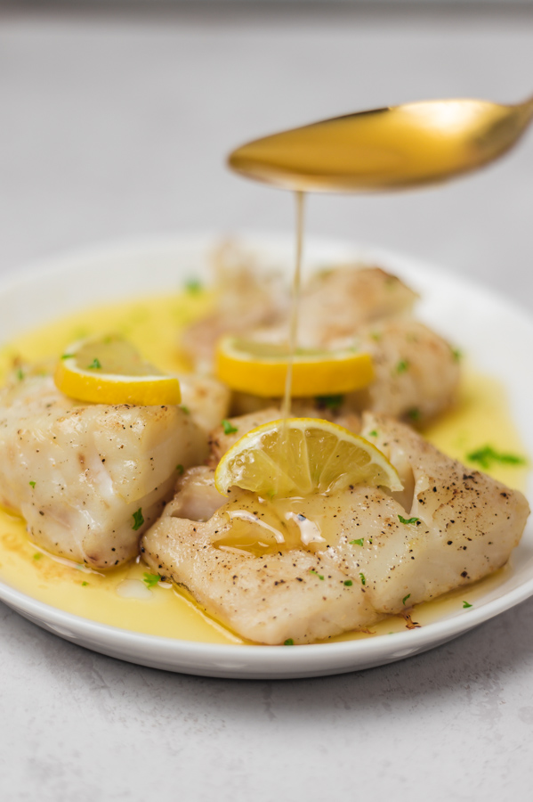 Easy Lemon Butter Sauce For Fish | dinrecipes