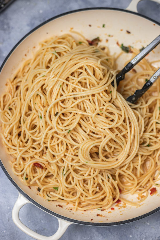 Garlic Butter Pasta Recipe - The Dinner Bite