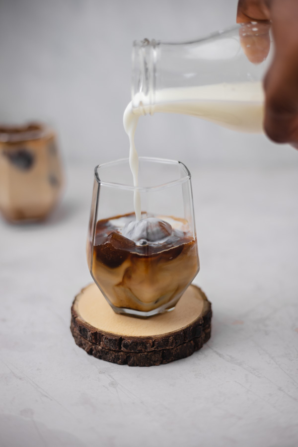Easy Coffee Ice Cubes - The Dinner Bite