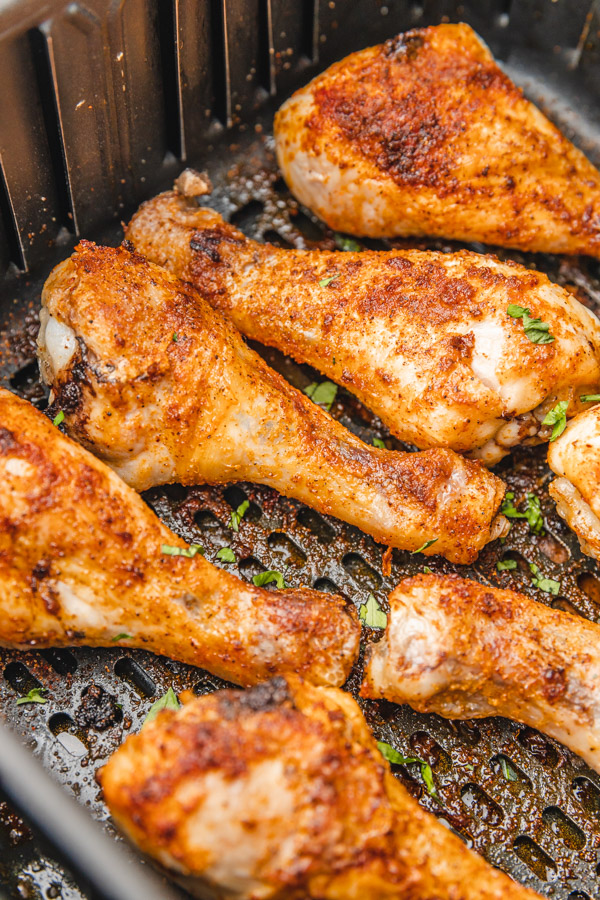 Air Fryer Frozen Chicken Drumsticks - The Dinner Bite