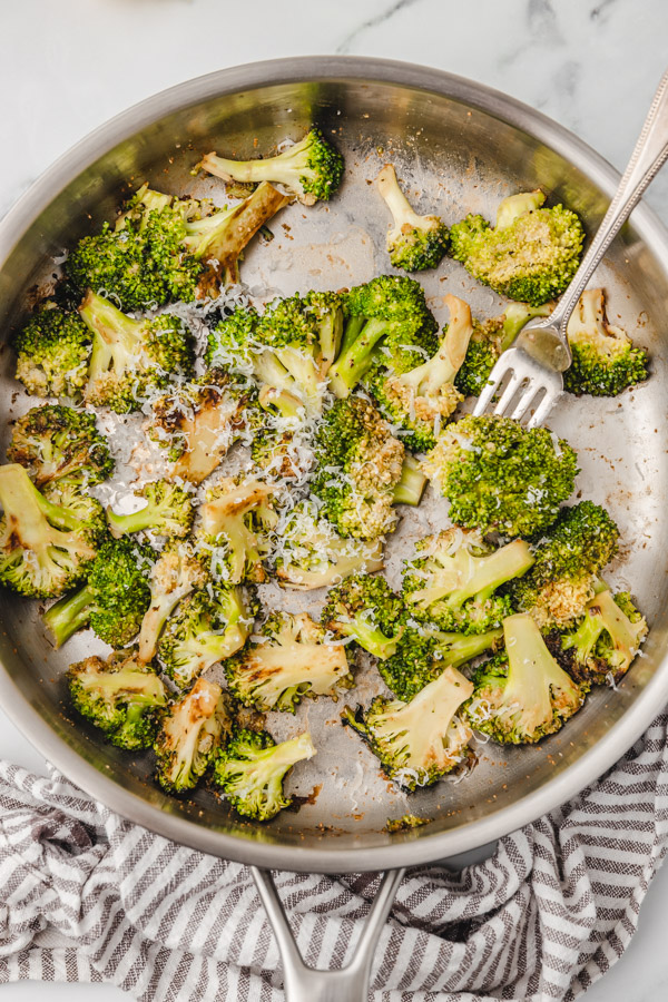 Stovetop Broccoli (Sauteed Broccoli) - The Dinner Bite